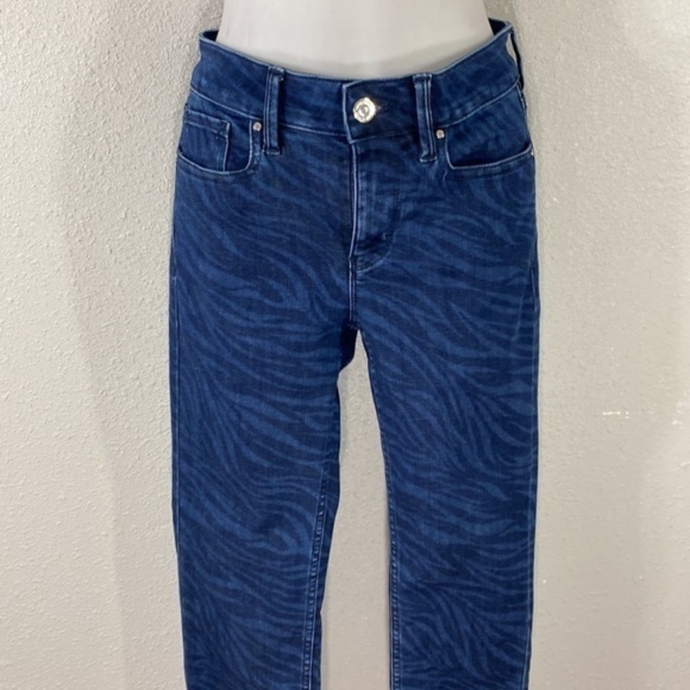 White House Black Market Mid-Rise Laser Printed Animal Zebra Tiger Skinny Jeans - Picture 4 of 13